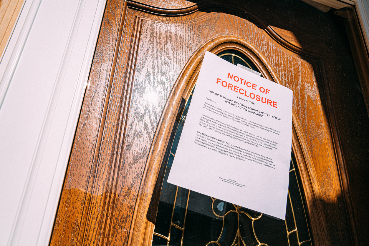 Can filing for bankruptcy stop a foreclosure